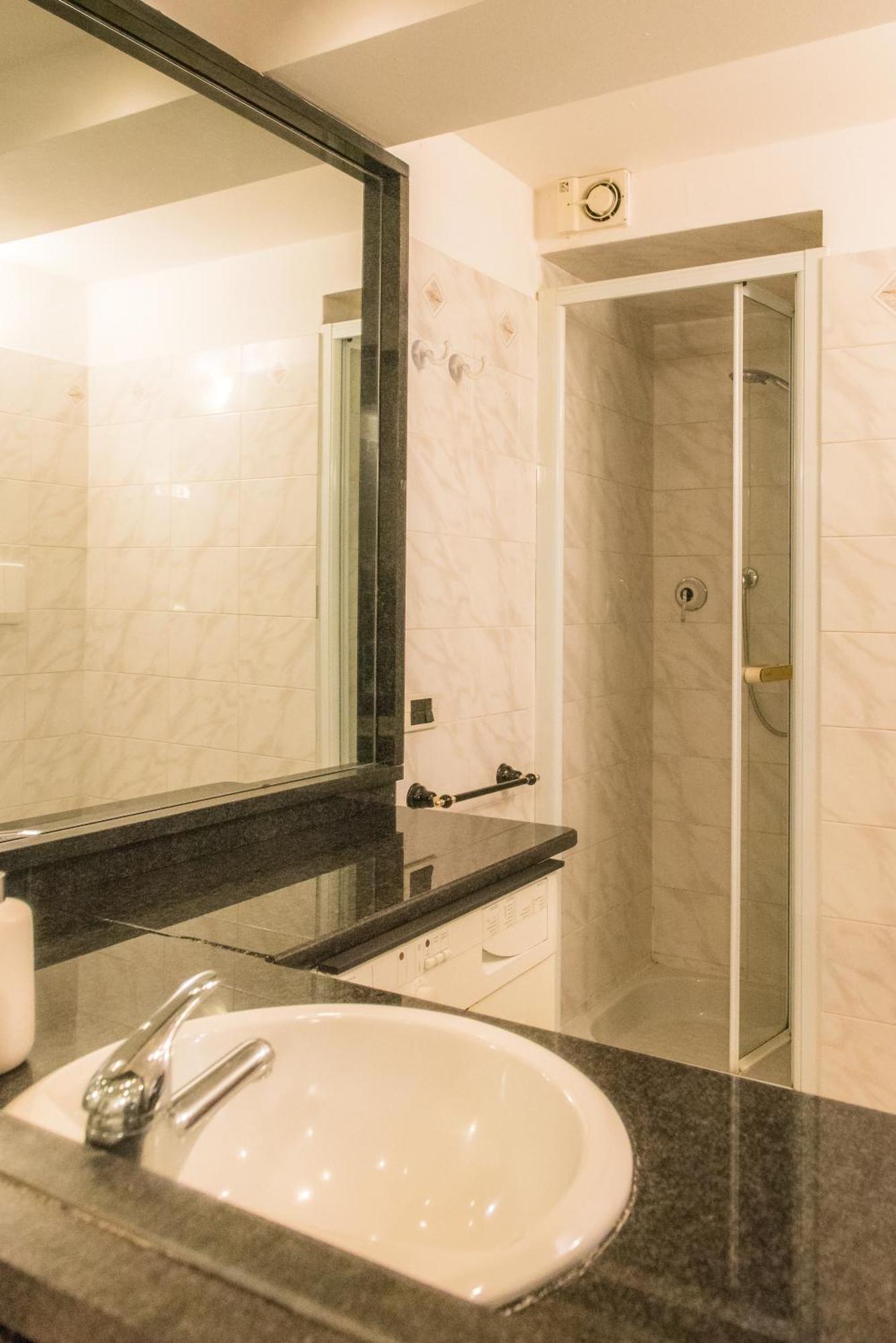 Apartment Free Parking - In Centro Storico A Genoa
